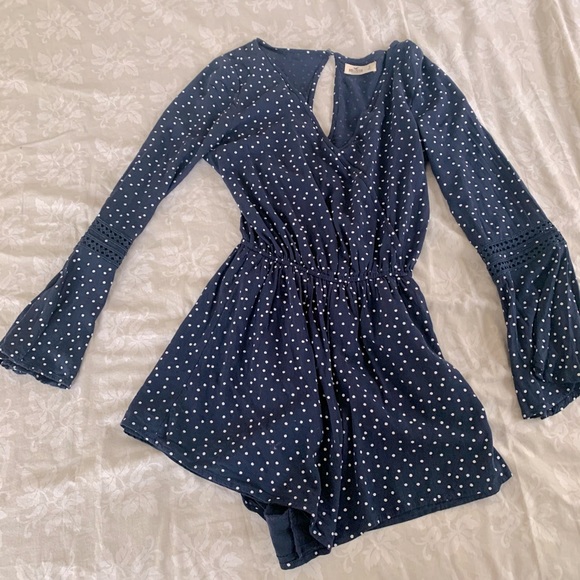 Polka dot navy blue romper - Picture 1 of 2